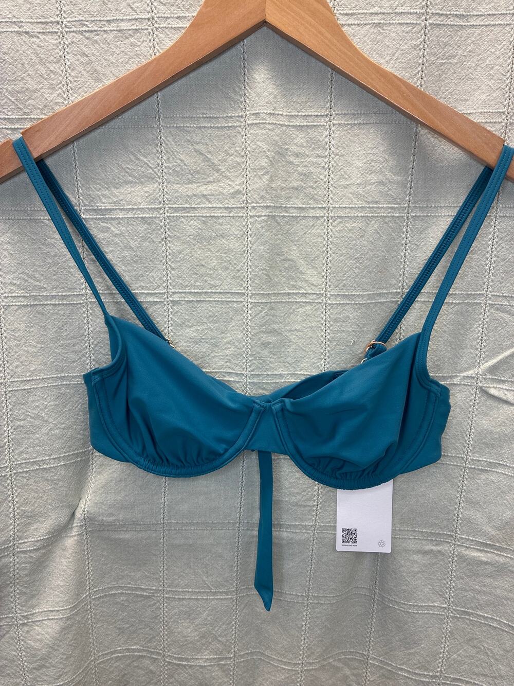 Quince Italian Demi Bikini Top Lagoon Teal Blue Size Small Underwire UPF 50 New